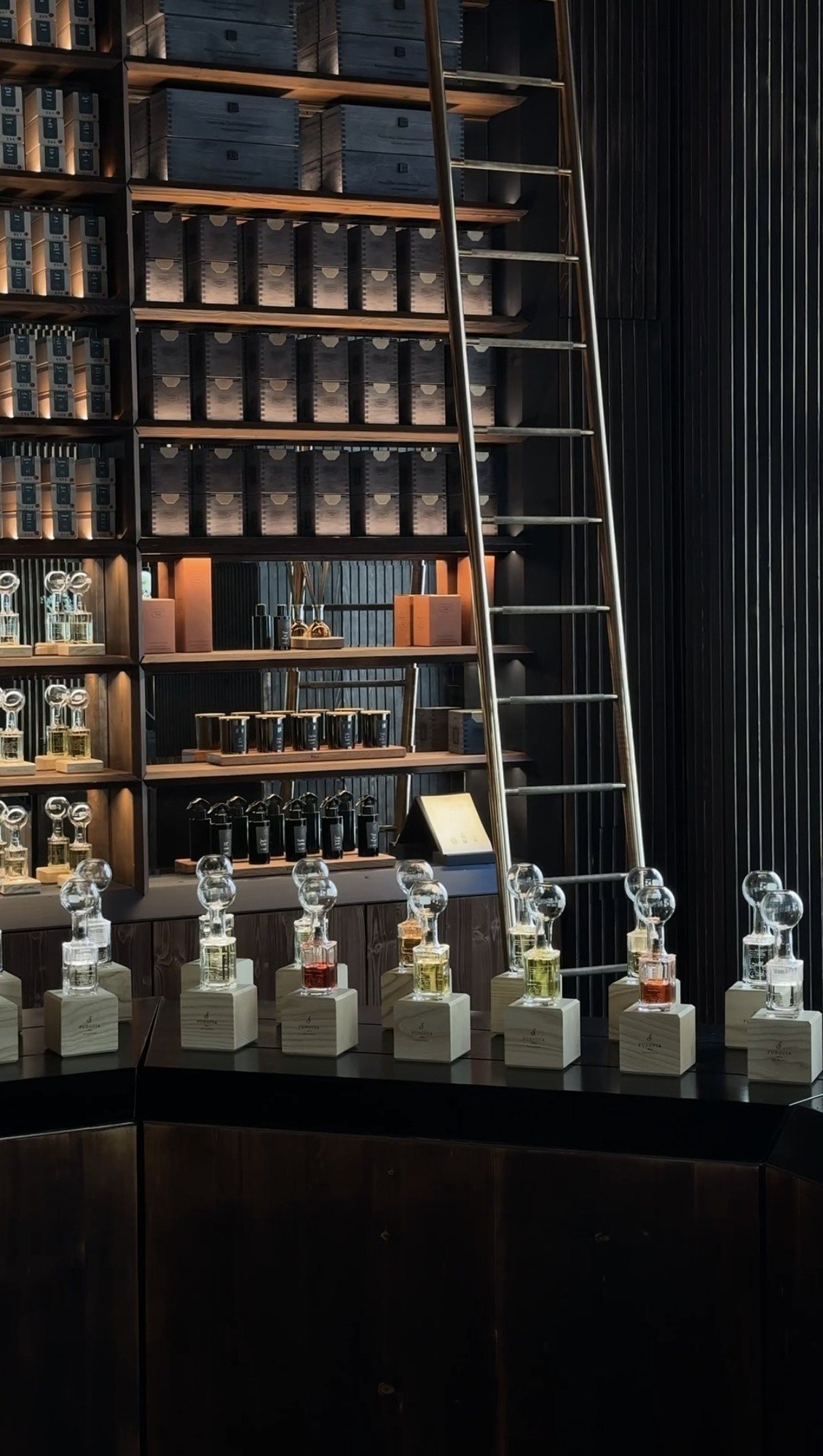 Arrival, FUEGUIA 1833 fragrance boutique, Milan