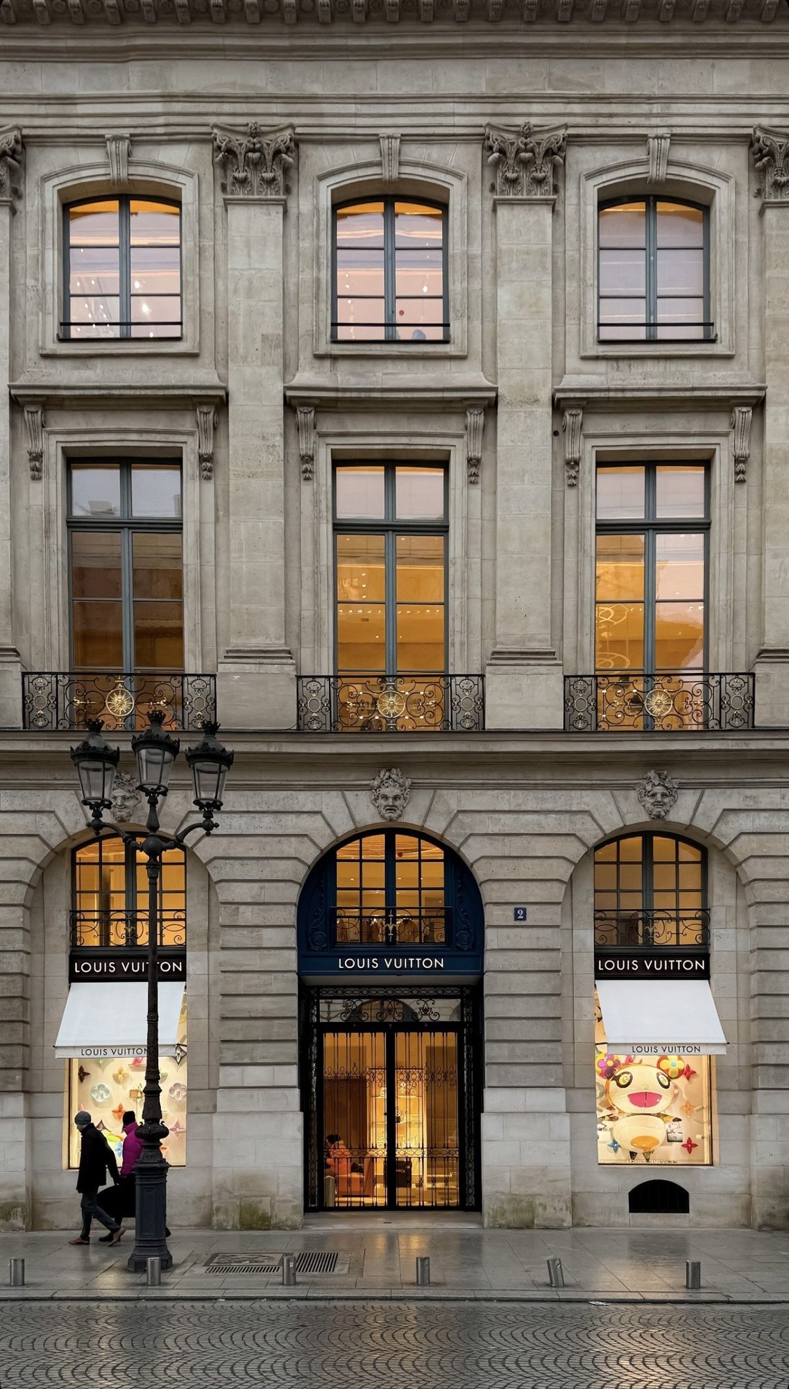 Louis Vuitton Paris storefront