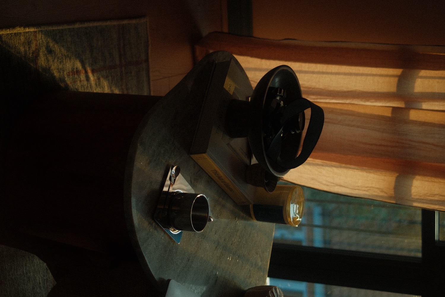 Surface and domestic object, home