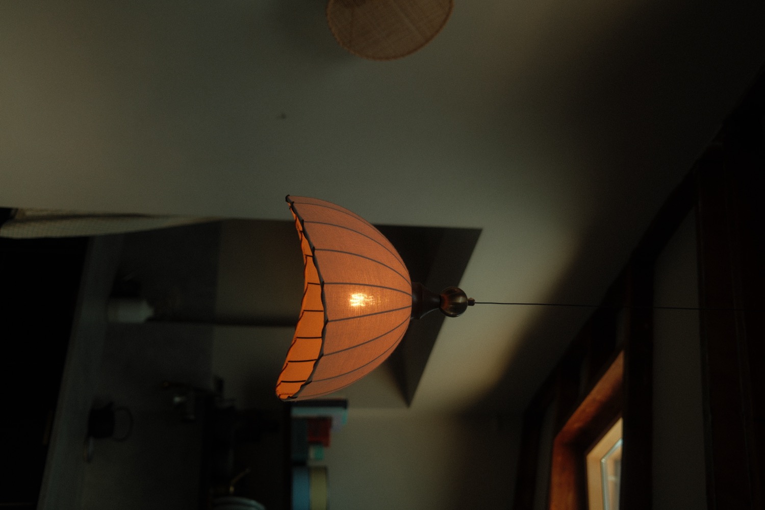 Light gathering on a room surface, home
