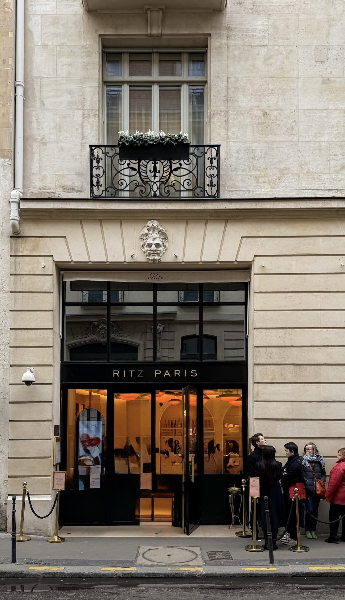 A storefront in Paris