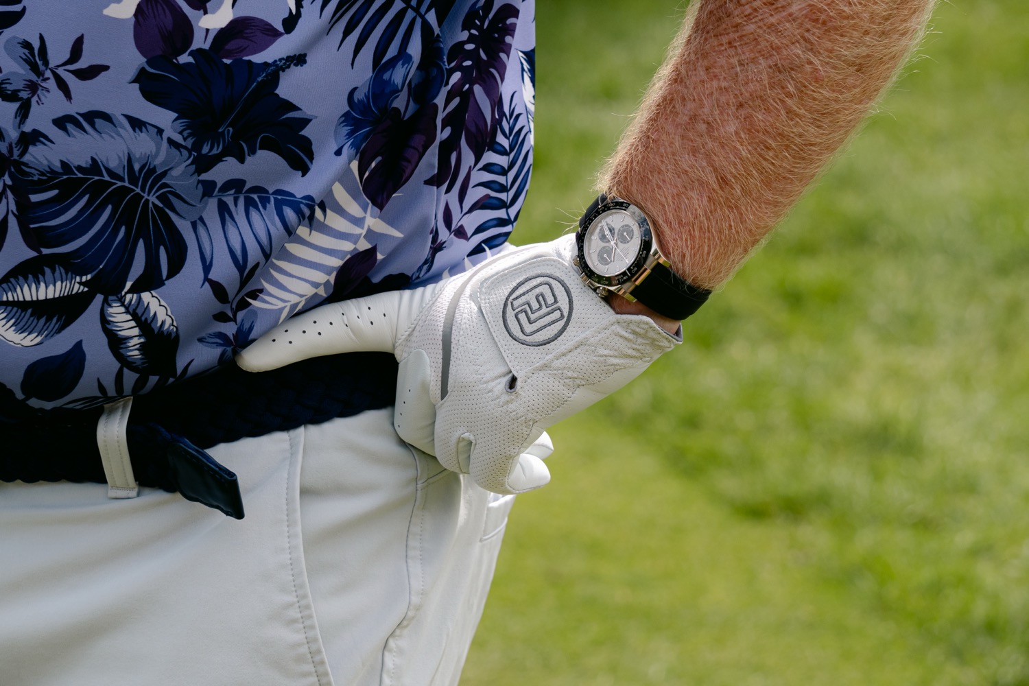 A gloved hand and a watch resting at the hip between shots, Magnolia Classic, Horsforth Golf Club, Leeds