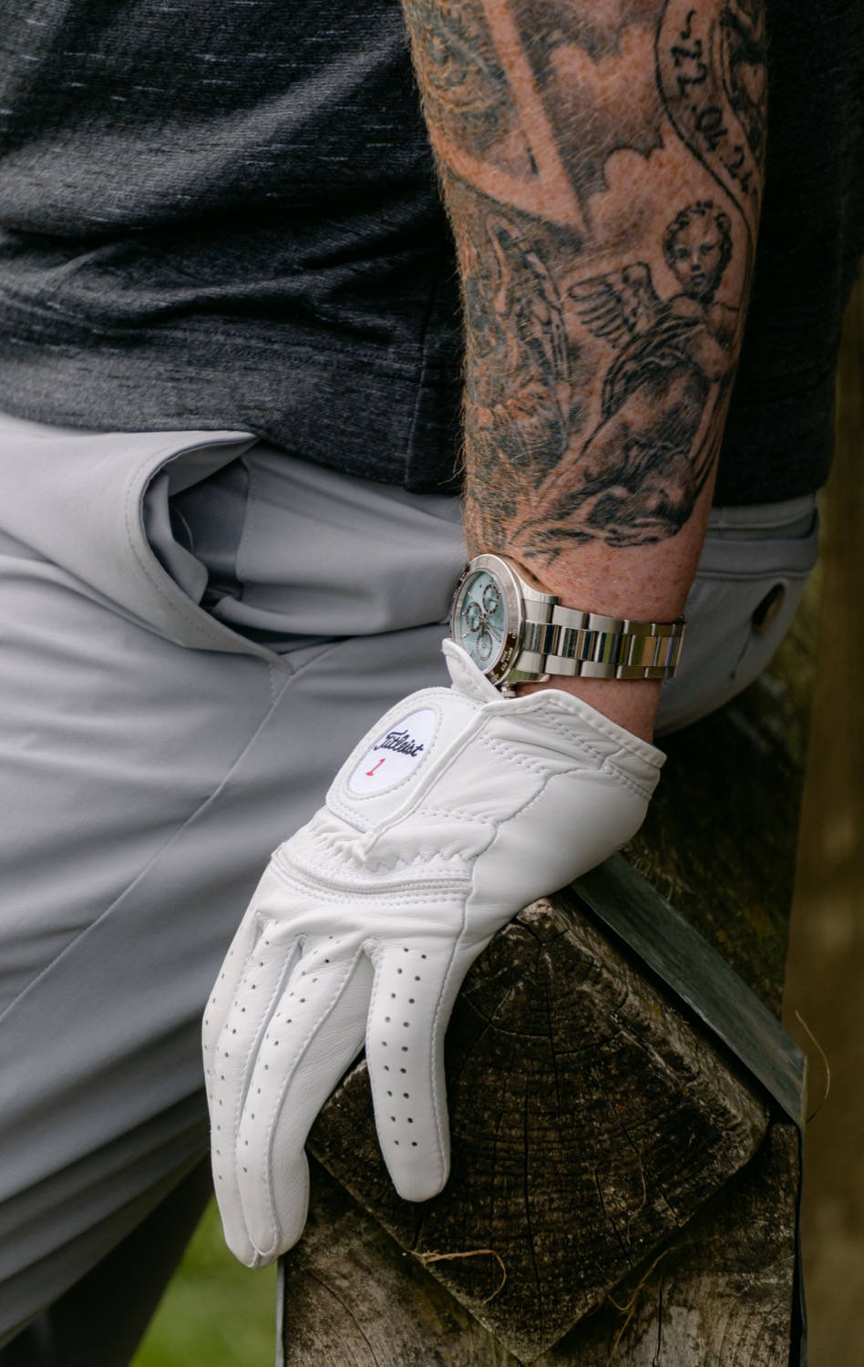 A glove laid over a fence post while a player waits, Magnolia Classic, Horsforth Golf Club, Leeds