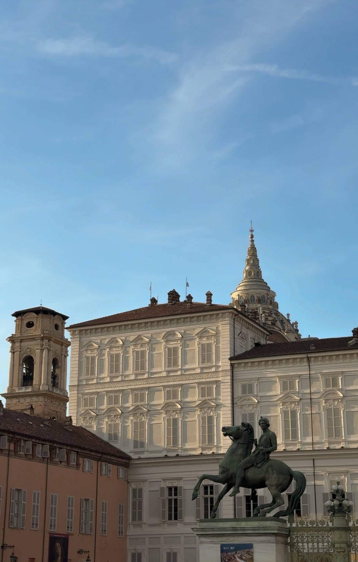 Equestrian monument and Royal Palace, Turin